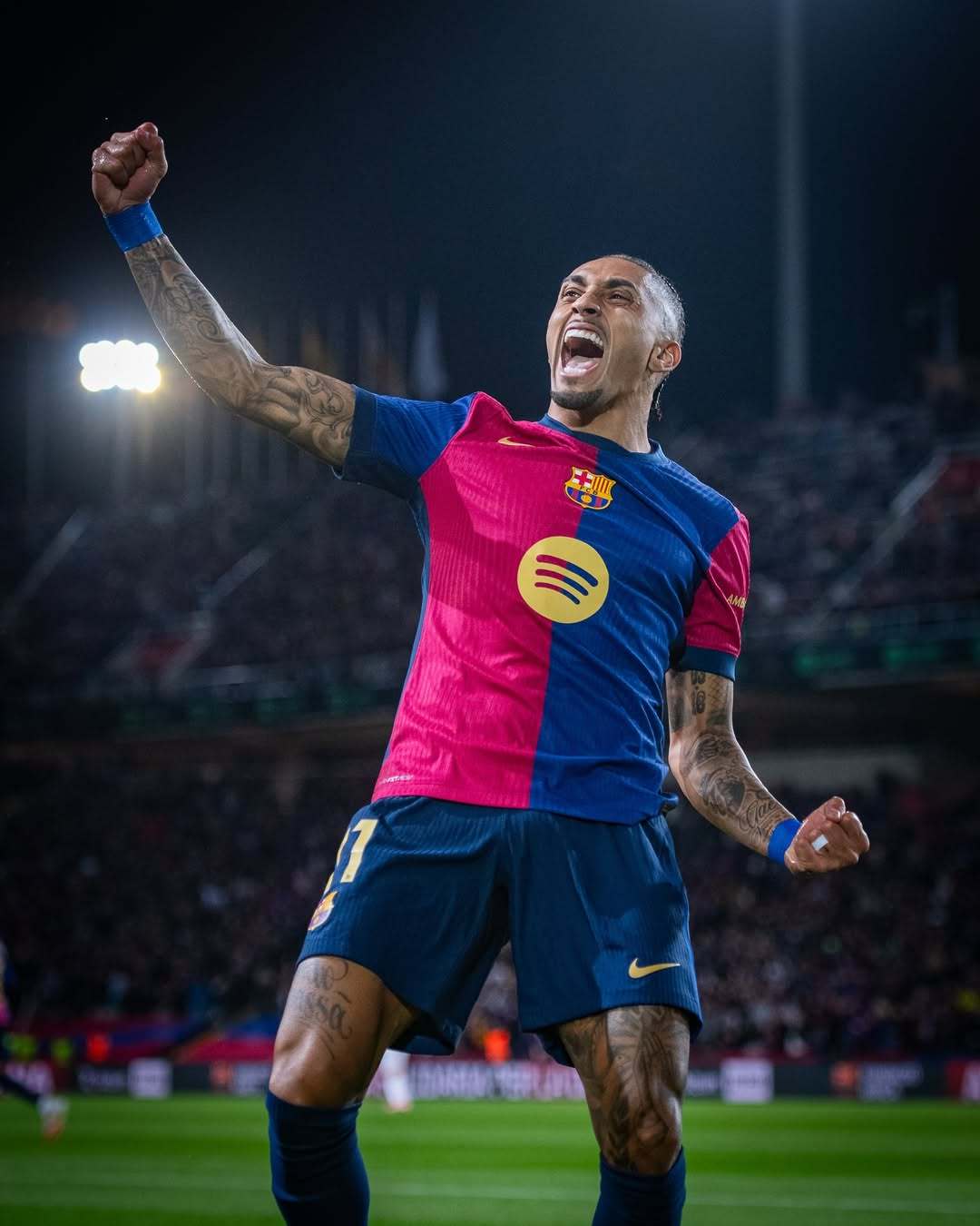 开云APP-关于巴萨战术调整奏效，领先对手实现逆转的信息