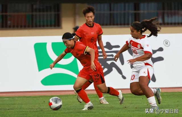 中国女足教练团队智谋妙用，实现连胜！