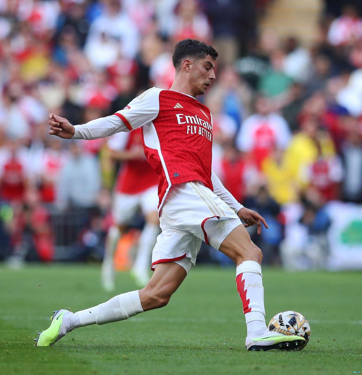 阿森纳客场大胜曼联,继续保持不败纪录的简单介绍 阿森纳客场大胜曼联,继续保持不败纪录的简单介绍