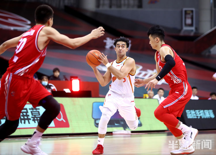 青岛双星掀起惊喜,取得连胜 青岛双星掀起惊喜,取得连胜