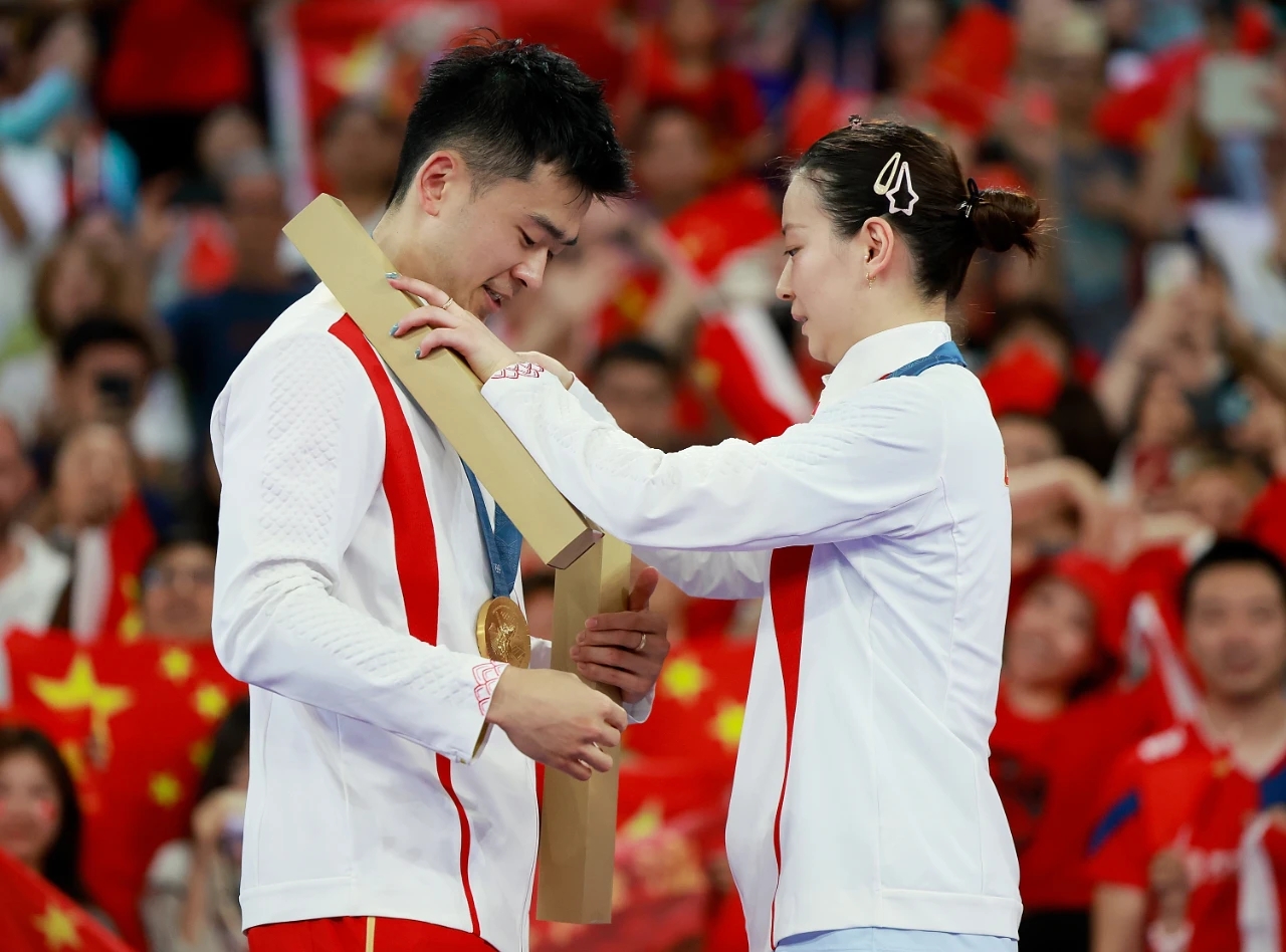 德国队力克丹麦队,郑思维点燃赛场 德国队力克丹麦队,郑思维点燃赛场