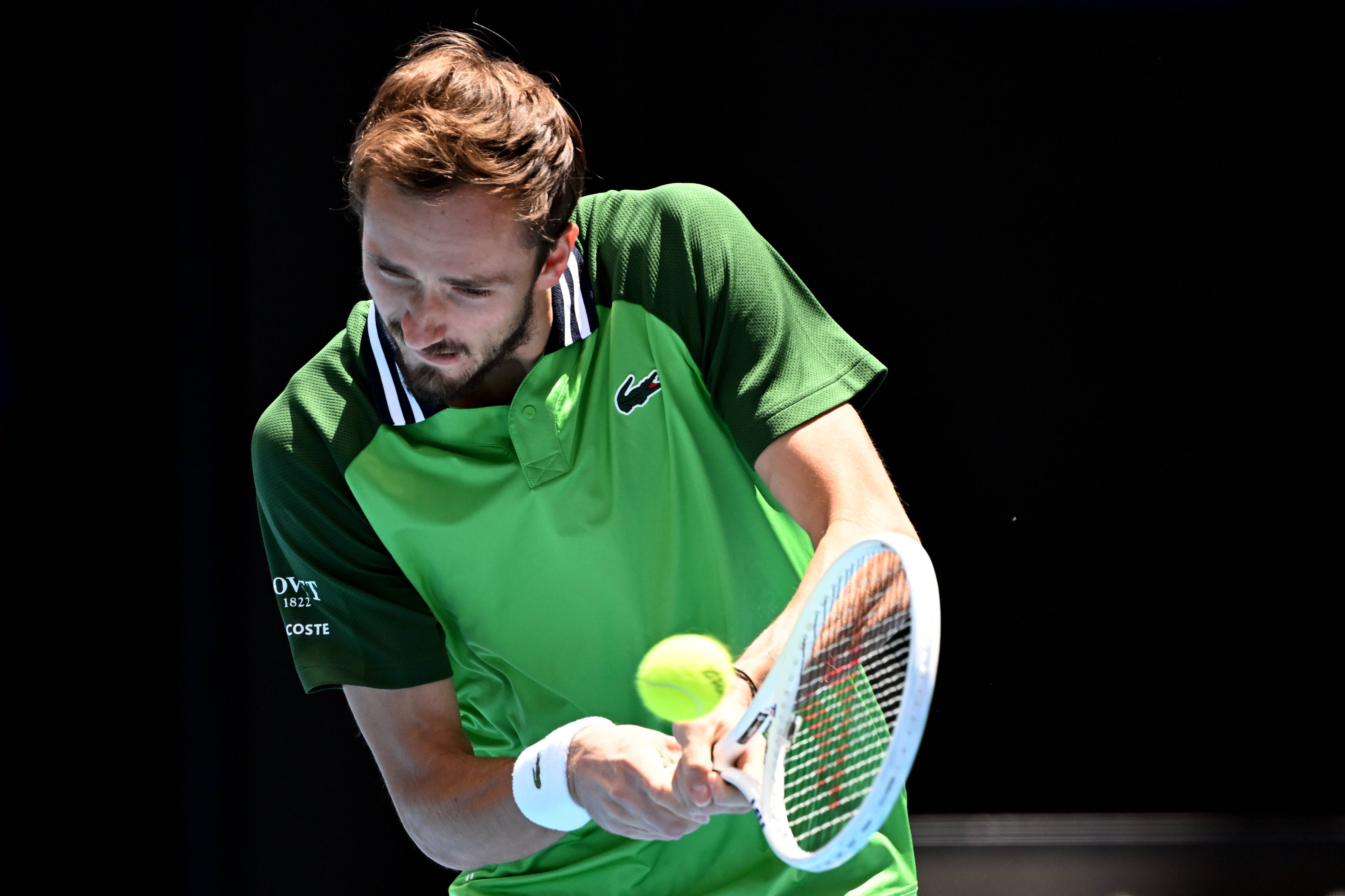 开云官网-美网横扫法网，梅德韦杰夫惊艳四座