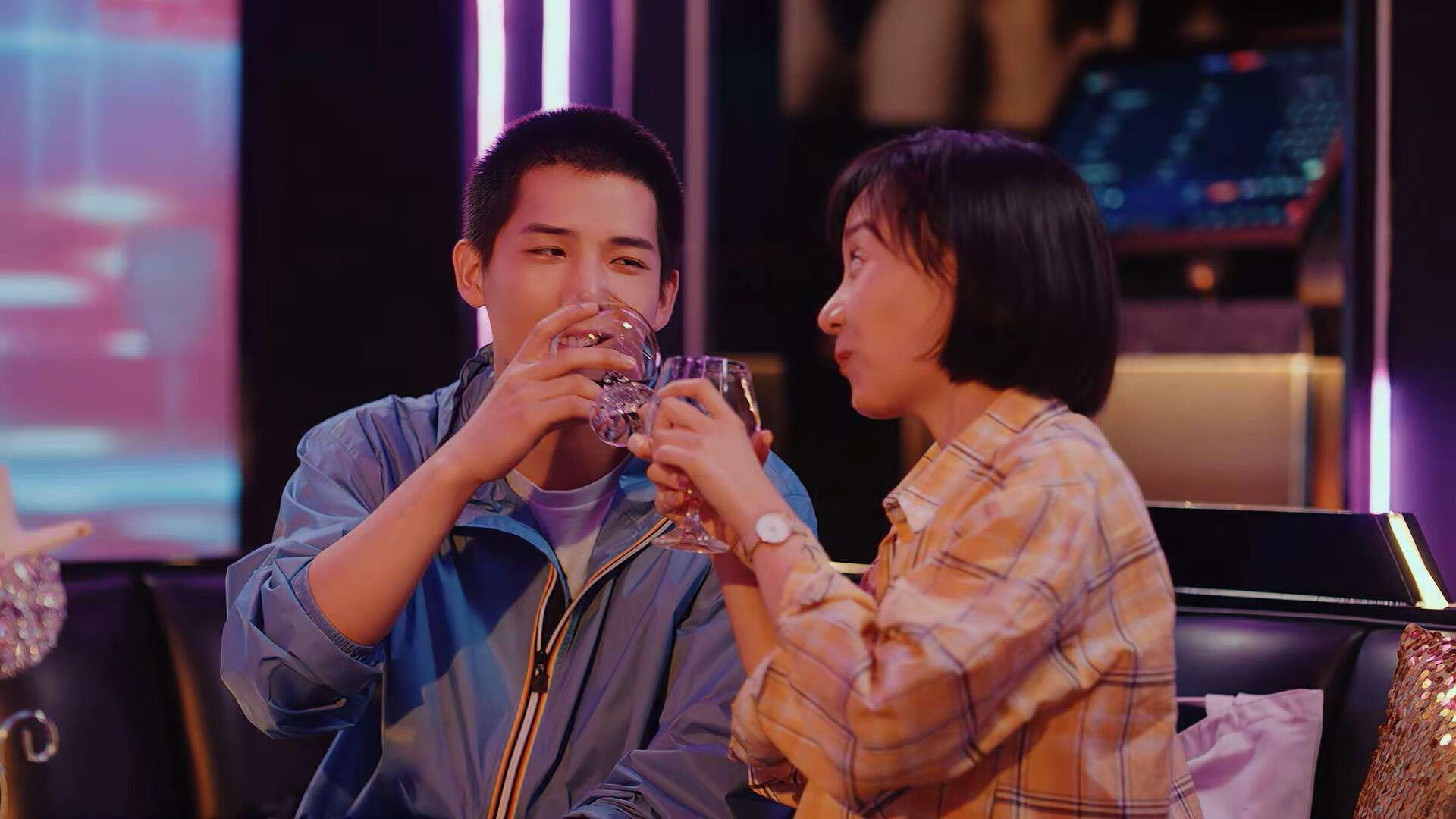 当爵士血拼快船，乔治在欧冠决赛接管比赛