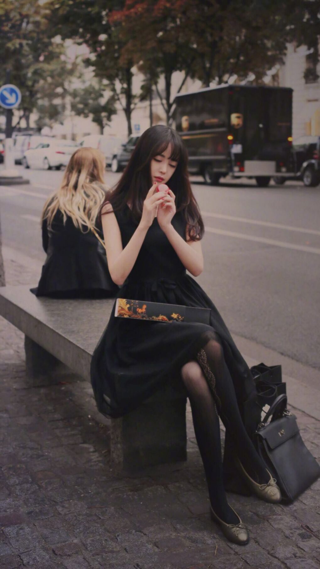 开云官网-数据爆炸与战术拉锯，凯恩的全面性与马竞的节拍器式足球