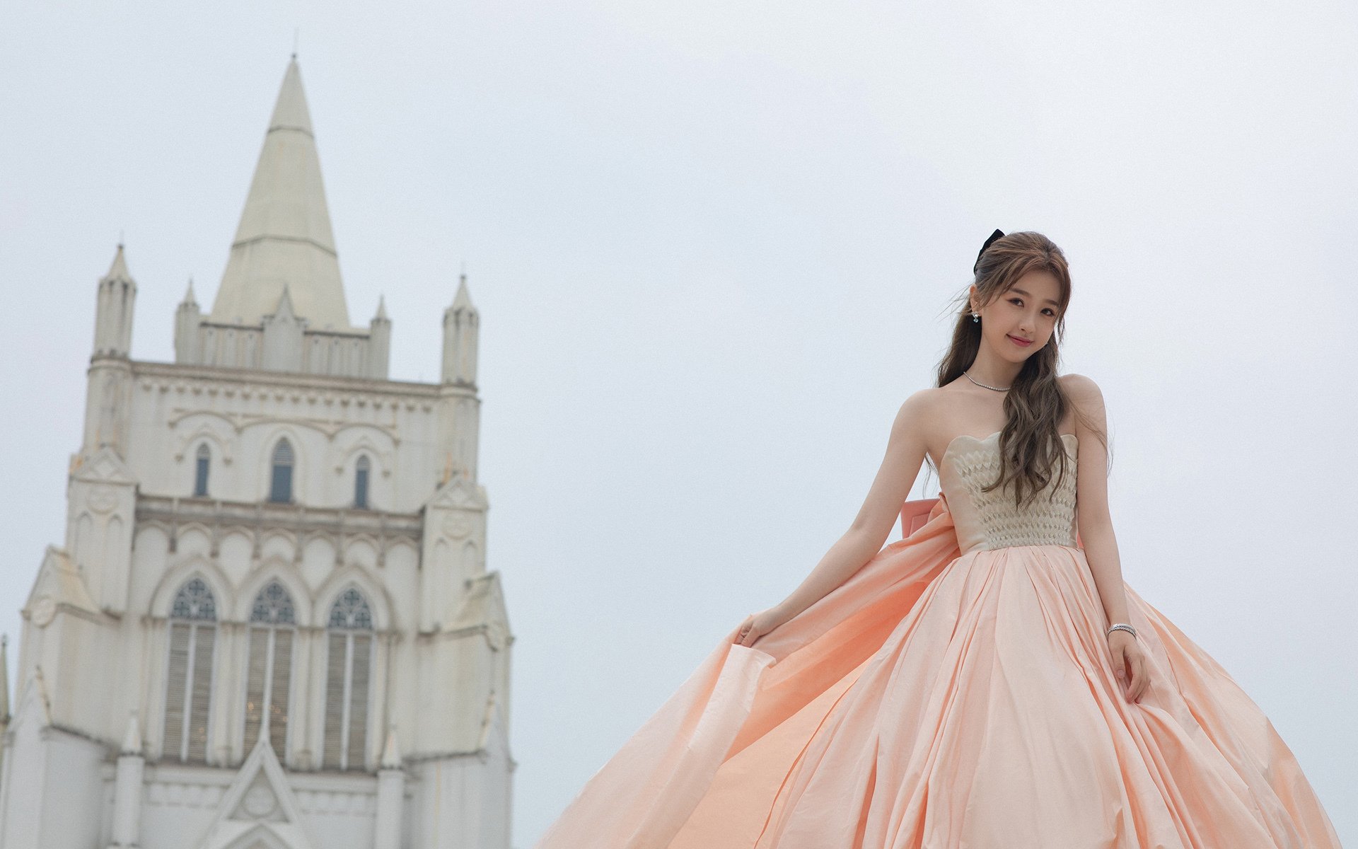 开云体育在线-跨界战火,浙江青春风暴撼动马刺王朝,字母哥神兵天降定乾坤