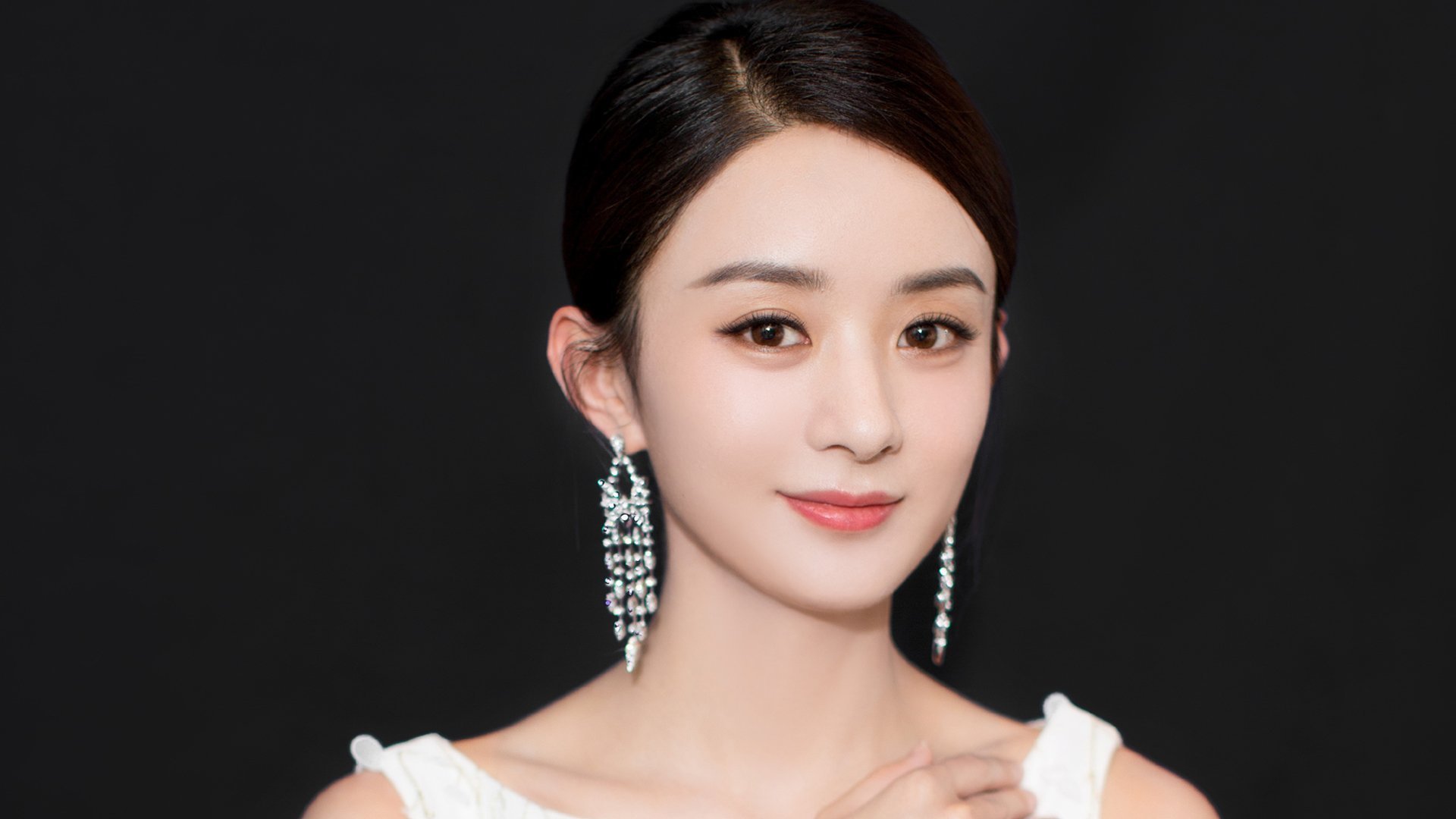 当字母哥的独角戏遇上詹姆斯的交响乐,雄鹿对阵公牛一役展现两种巨星本质