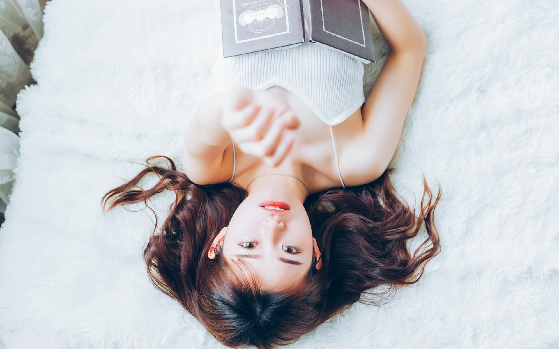 开云体育app-与时间对决,詹姆斯在活塞青年军面前写下的逆生长宣言