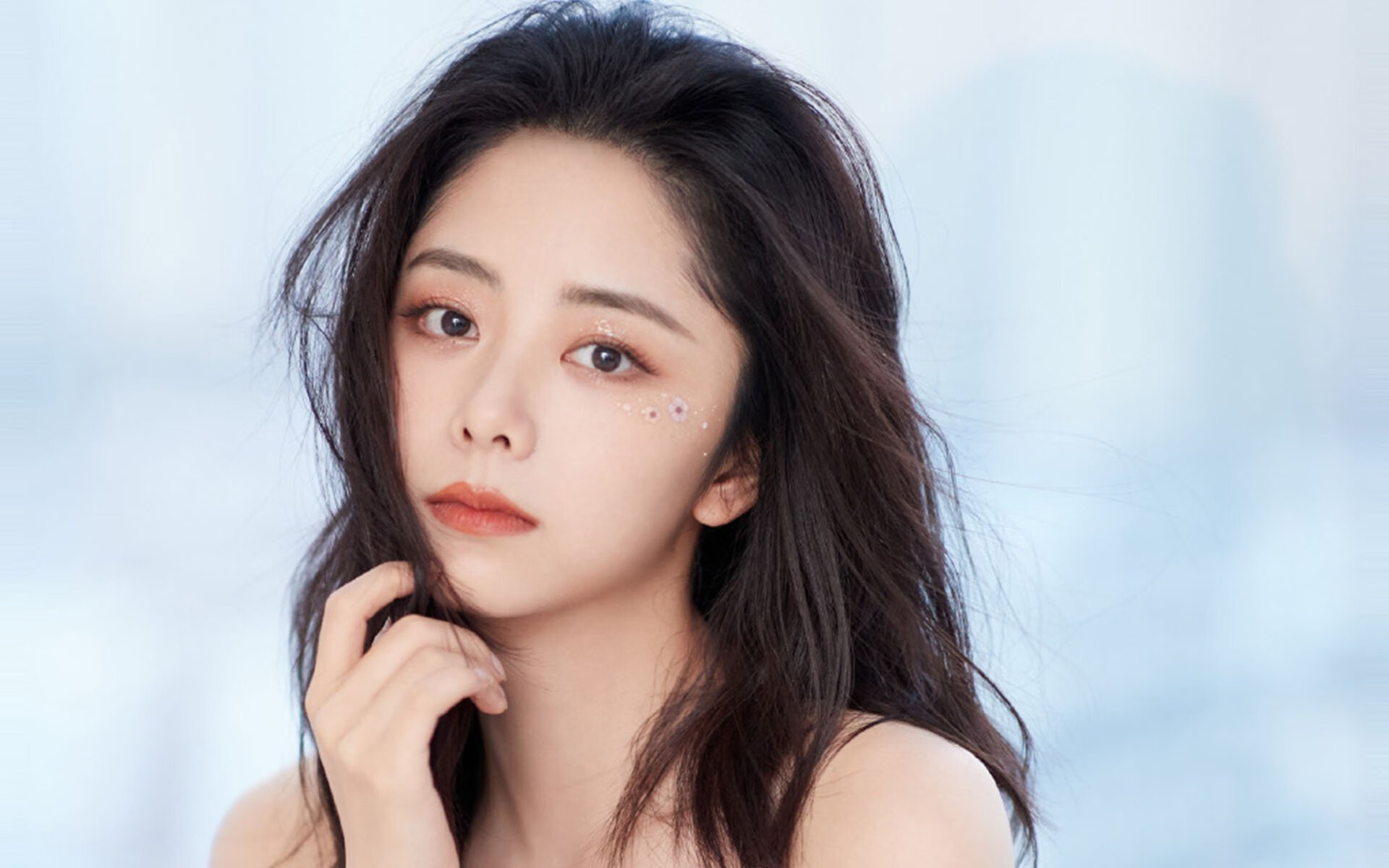 开云体育平台APP-英雄时刻，莱奥一锤定音，尼斯巅峰对决胜出阿尔及利亚