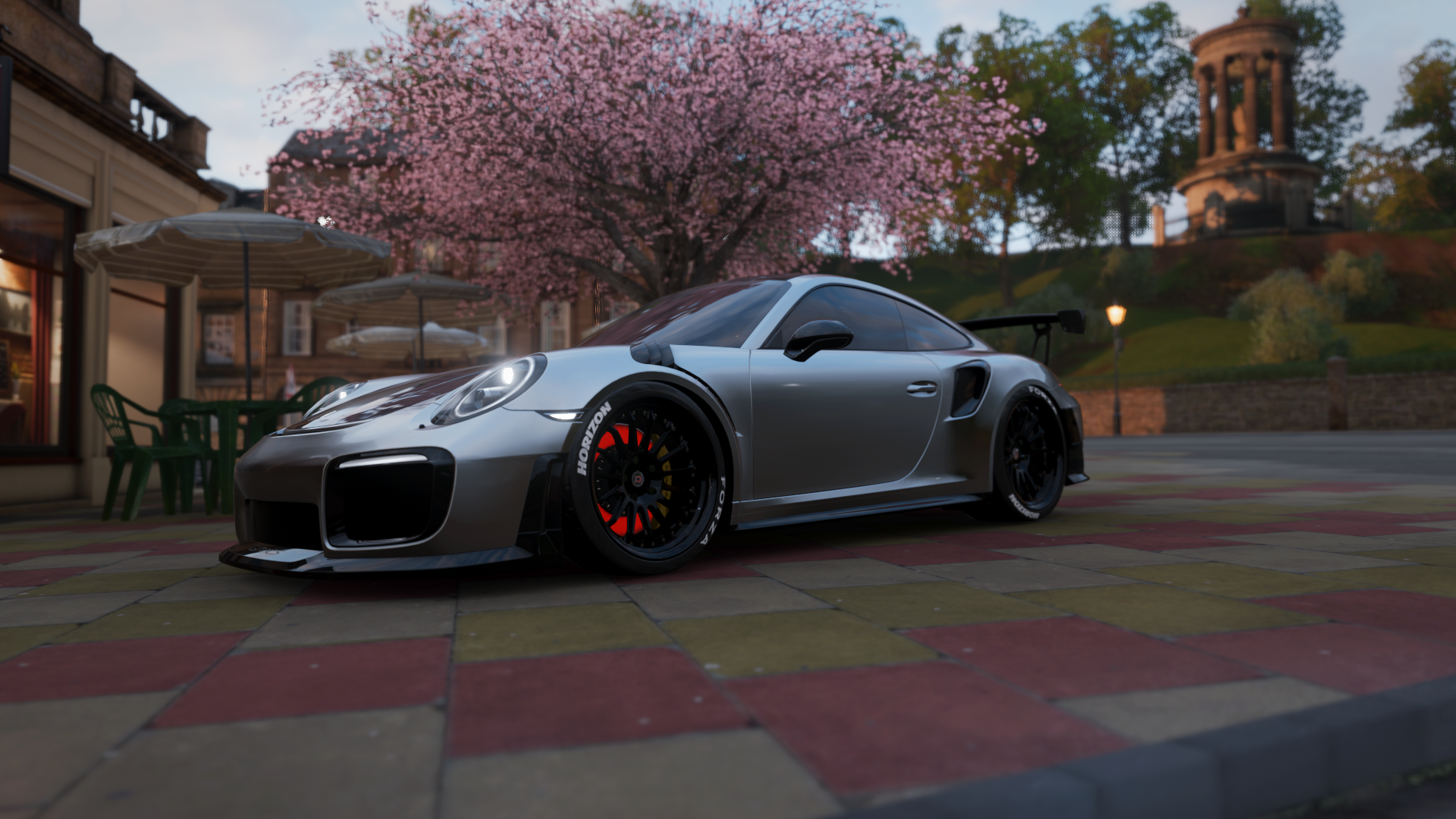 关键先生的定义时刻，当阿拉巴在节点连续得分，当巴拉圭与威尔士鏖战至终章