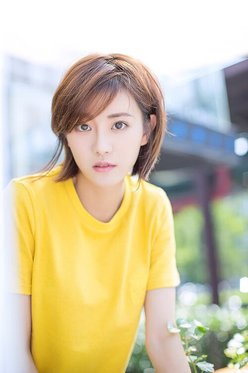 开云体育在线-看到这组关键词,我能感受到您想创作一篇将现实与想象巧妙融合的文章。最核心的挑战在于,如何在真实与虚构之间搭建一座可信的桥梁,让奥地利、中国、梅西这三个看似无关的元素,在一个令人信服的故事里碰撞出火花